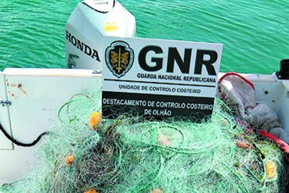 Rede tinha cerca de mil metros 