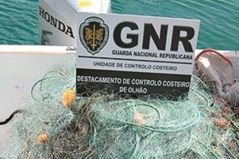 Rede tinha cerca de mil metros 