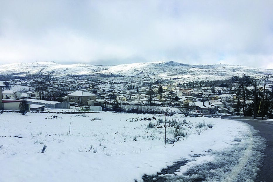 Neve voltou a cair na Serra de Montemuro, em Viseu