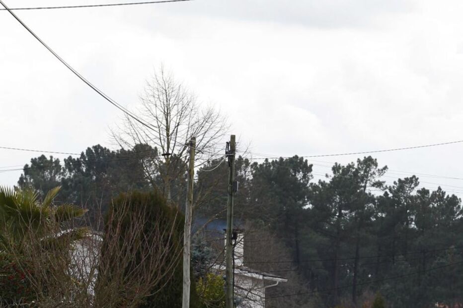 Vizinhas caminhavam na berma da estrada de acesso ao aeródromo municipal quando foram atingidas mortalmente pelo jipe 