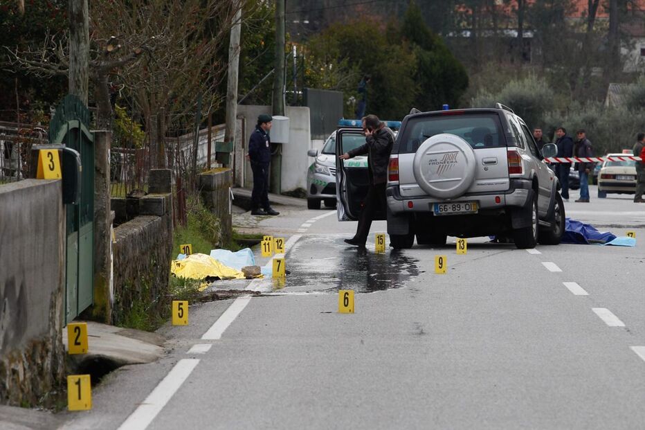 Vizinhas caminhavam na berma da estrada de acesso ao aeródromo municipal quando foram atingidas mortalmente pelo jipe 
