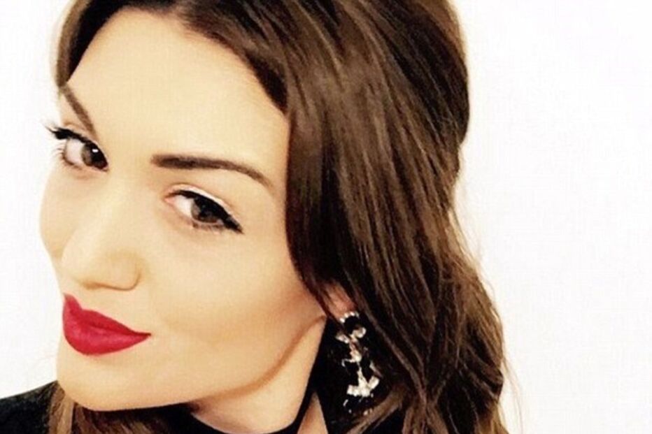 Laura Jane Tait, Twitter, crimes virtuais