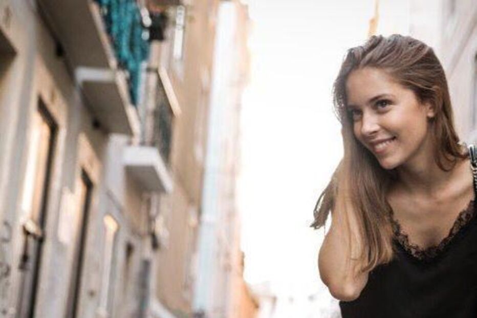 Sara Carreira, de 18 anos, assume pela primeira vez publicamente um namorado