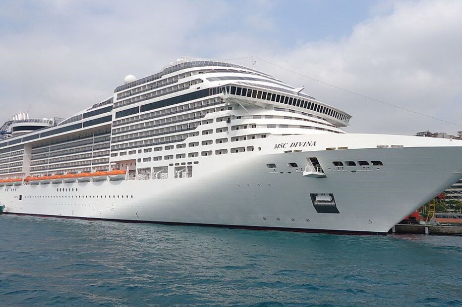 Cruzeiro MSC Divina