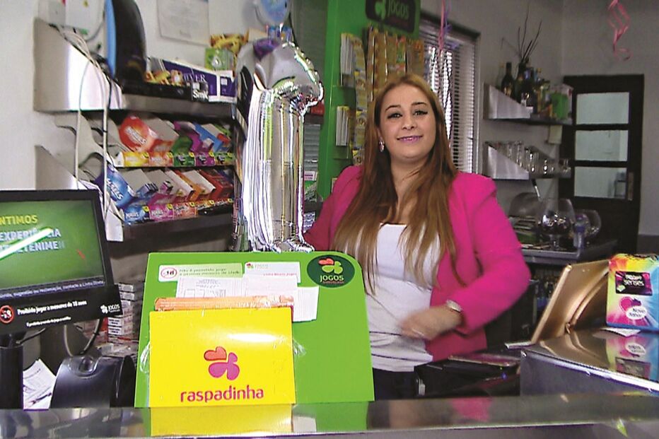 Margarida Ribeiro terá atendido o novo milionário, mas assegura que não sabe quem foi o grande vencedor