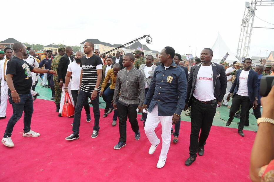 Shepherd Bushiri, pastor, padre, profeta