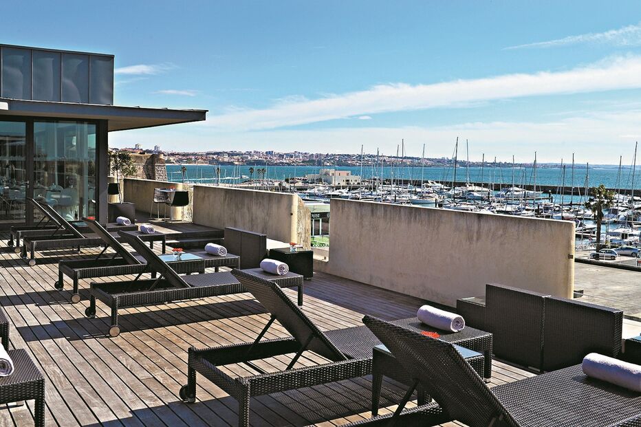 Pestana Cidadela Cascais – Pousada & Art District, cascais, obras de arte, biblioteca solidária