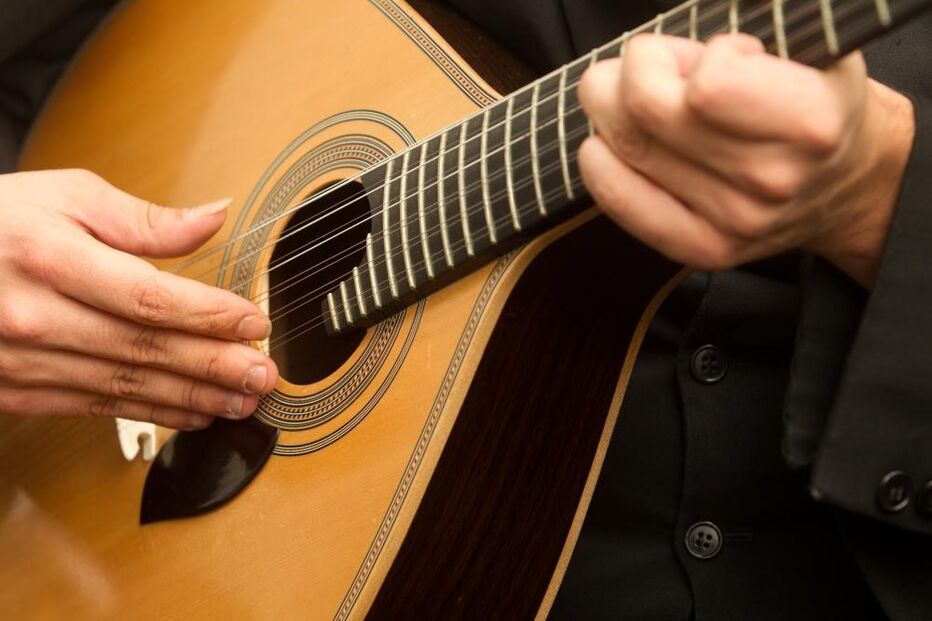 Guitarra portuguesa