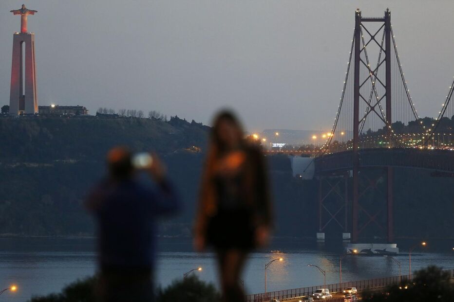 Ponte 25 de Abril e o Cristo Rei