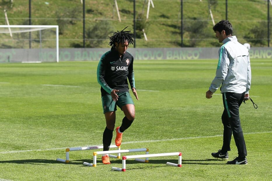 Gelson Martins no treino da Seleção Nacional de futebol