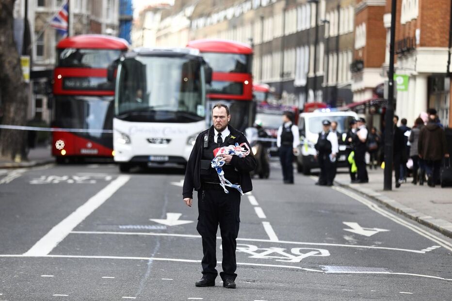 Sede da Cambridge Analytica em Londres foi alvo de ameaça de bomba