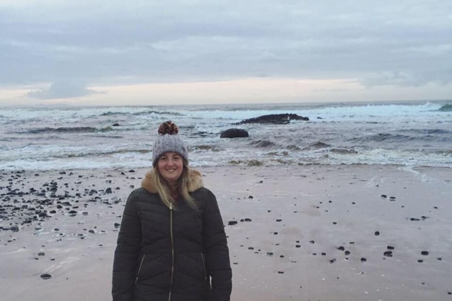 Rebekah Knight,  Mayer-Rokitansky-Kuster-Hauser, 