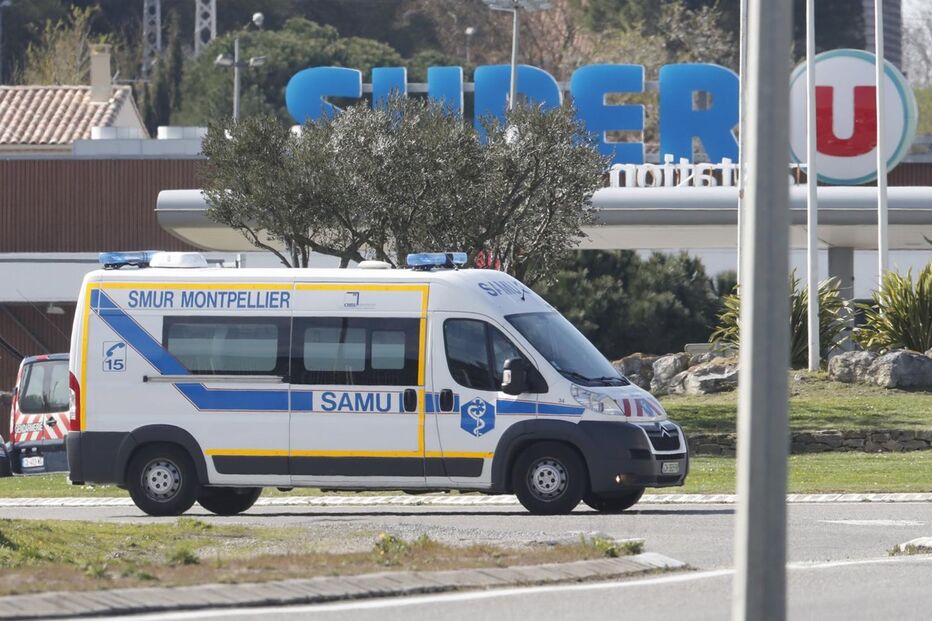 Dispara e faz reféns em supermercado no Sul de França