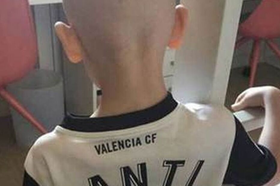 Santiago Canizãres antigo guarda redes do Real Madrid e do Valência perde filho de cinco anos