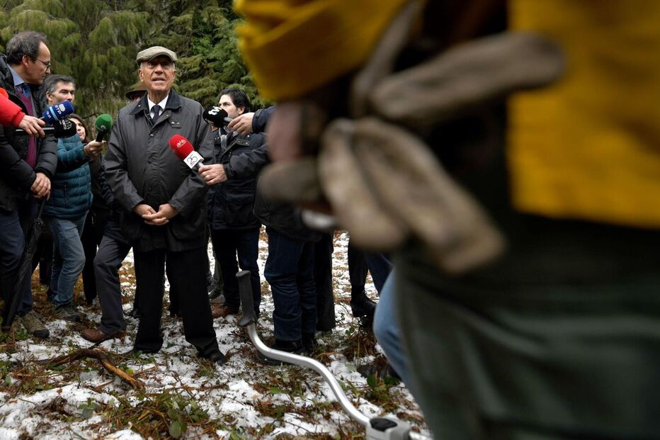 Marcelo Rebelo de Sousa em ação de limpeza de florestas no Gerês