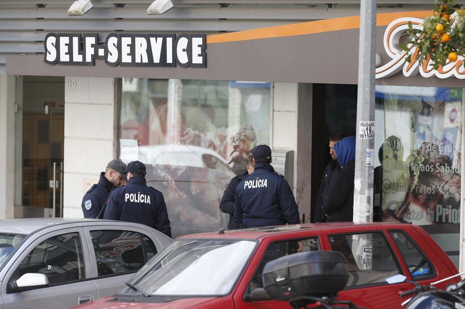 Grupo ataca restaurante em Loures e faz vários feridos