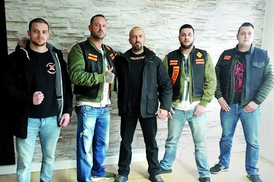 rixa, skinhead, extrema direita, Hells Angels, motard, gang, Los Bandidos