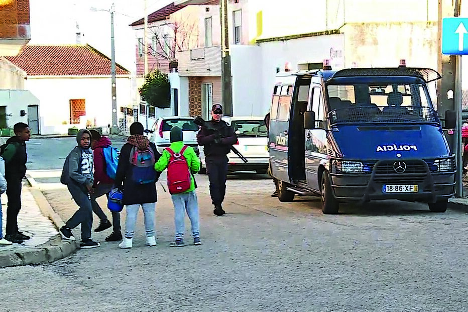 gang, Loures, Amadora, tabaco, assalto