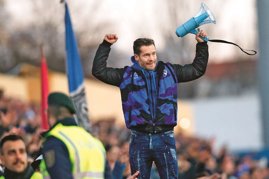 Fernando Madureira, macaco, fc porto, superdragões, futebol, desporto, luxo