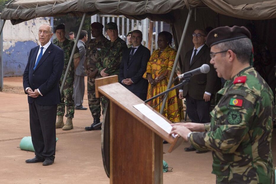 Marcelo Rebelo de Sousa visita militares em missão na República Centro-Africana