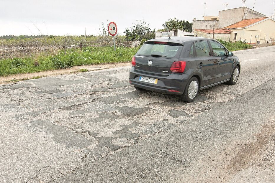 Mau estado da estrada levou câmaras de Castro Marim e de V. R. St.º António a associarem-se a movimento de cidadãos