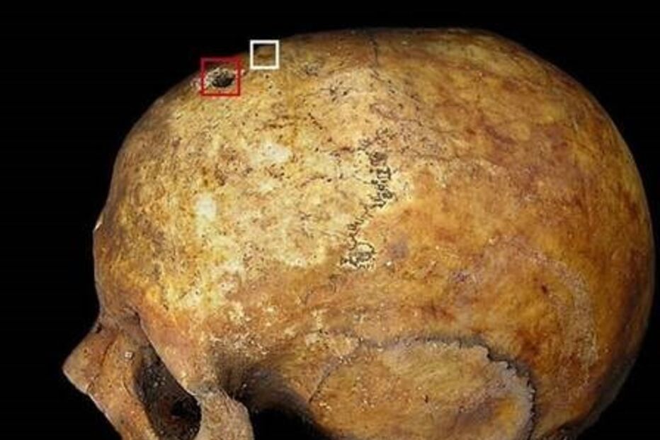 Ossas de mãe e bebé encontradas em Itália 