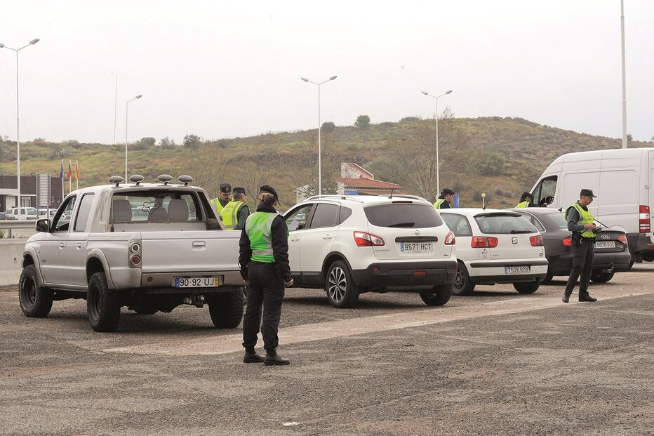 Patrulhamento vai ser feito em conjunto com militares da GNR e elementos espanhóis da Guardia Civil   