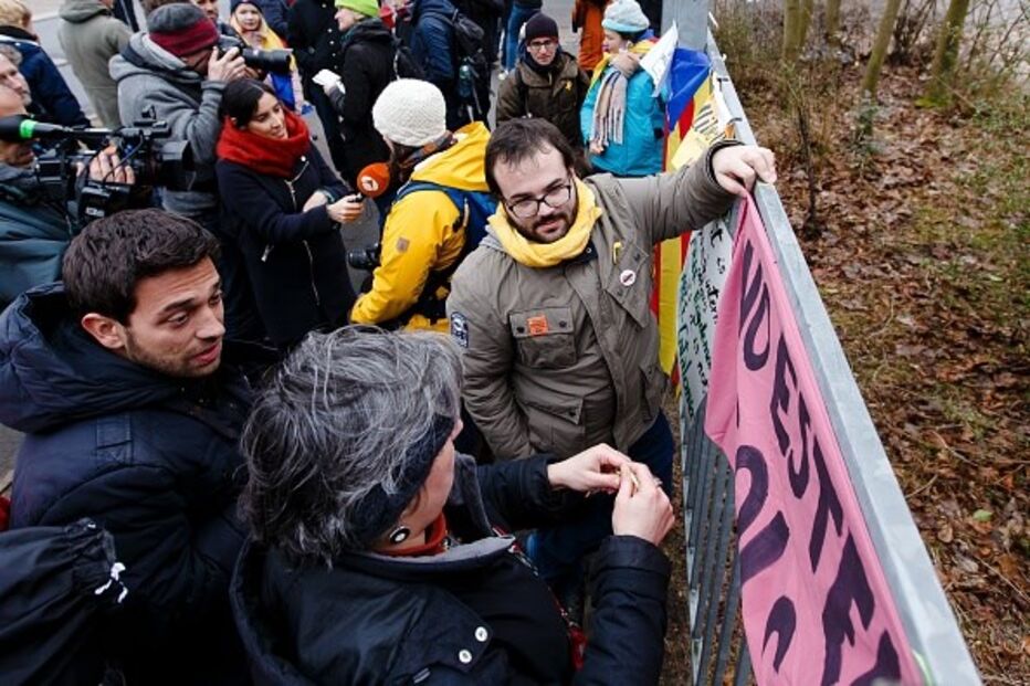 Manifestação de apoio a Puigdemont em Neumünster 