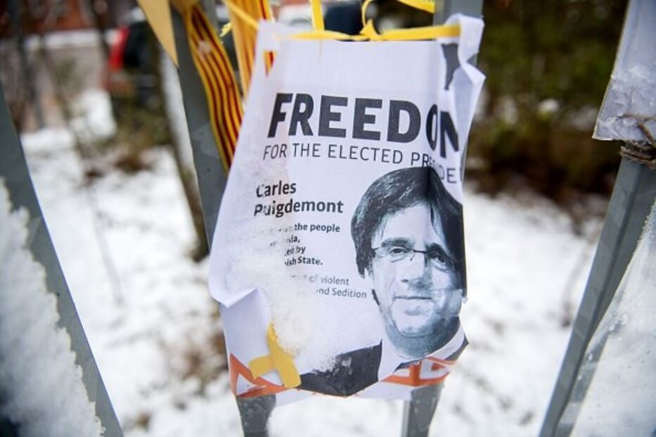 Manifestação de apoio a Puigdemont em Neumünster 