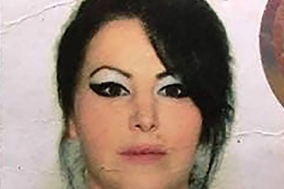 Mulher apedrejada pelo marido na Rússia