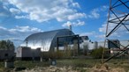 Russos estão a tentar controlar central nuclear de Chernobyl, afirma Zelensky