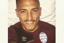 Jogador de futebol italiano torna-se estrela porno