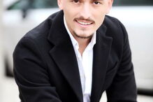 Jogador de futebol italiano torna-se estrela porno