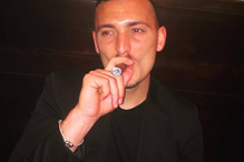 Jogador de futebol italiano torna-se estrela porno