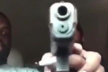 Cassandra atingiu Devyn durante transmissão em direto no Facebook