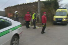  Um morto e 16 feridos em acidente com explosivos em Penacova. Explosão ocorreu durante procissão