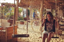 Liliana Santos tem aquecido as redes sociais com várias imagens das férias em Cabo Verde. A sensualidade da atriz tem sido alvo de milhares de elogios por parte dos fãs  