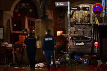 Carrinha investiu contra multidão e matou duas pessoa na Alemanha