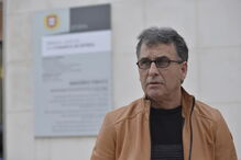 Zezé Camarinha no julgmanto da irmã no Tribunal de Setúbal 