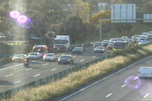 Acidente condiciona trânsito na A2, sentido norte/sul, junto ao Fogueteiro