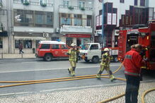 Incêndio leva à evacuação do centro comercial Babilónia