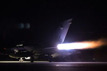 Início do ataque à Síria 