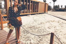 Rita mostra curvas sensuais