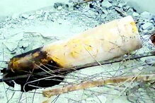 Outra garrafa no telhado de um edifício