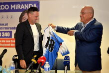 Maniche foi apresentado como investidor do Camacha em 2017