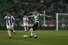 Jogadores em ação no Sporting -FC Porto da Taça de Portugal