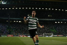 Coates celebra golo em Alvalade contra o FC Porto