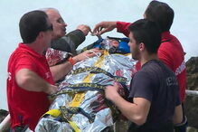 Dez pessoas resgatadas de naufrágio de barco turístico em Cascais