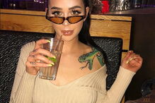 Kayla mostrava uma vida de luxos