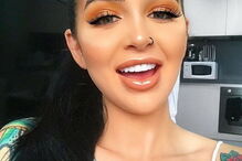 Kayla mostrava uma vida de luxos